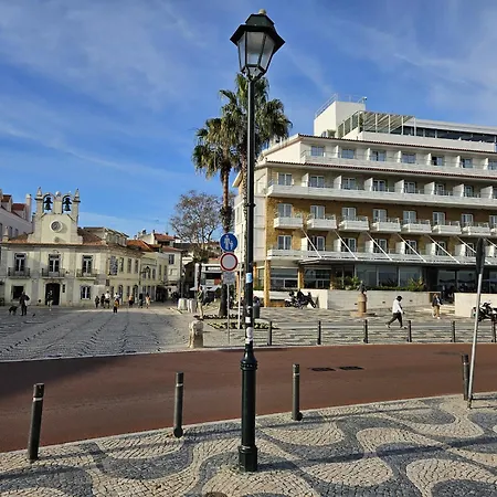 Historic Center Apartment Cascais